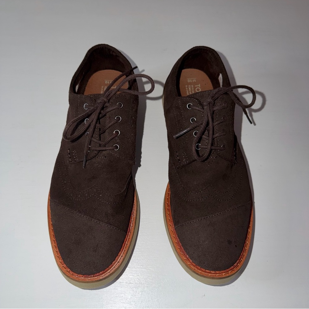 EUC Size 10 Mens Toms Dark Brown Suede Derby Shoes